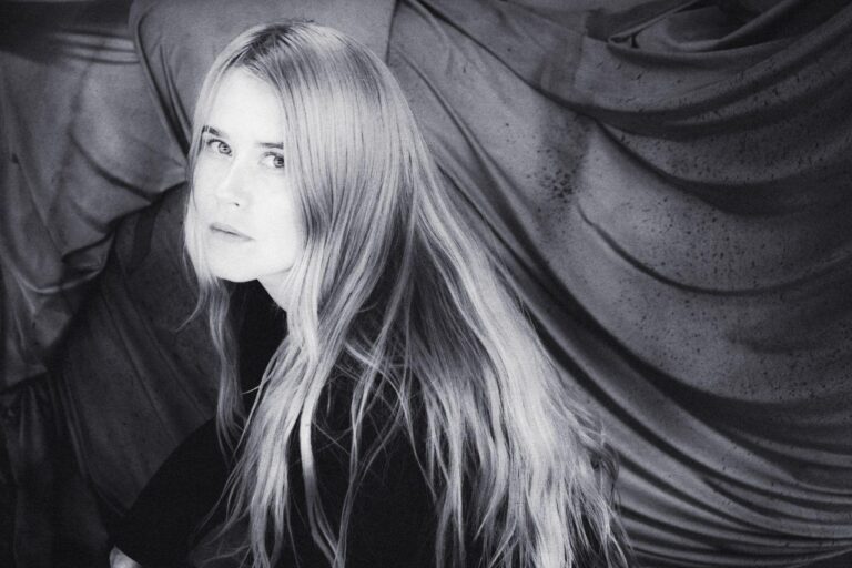 Anna von Hausswolff _www.infinite-jest.it