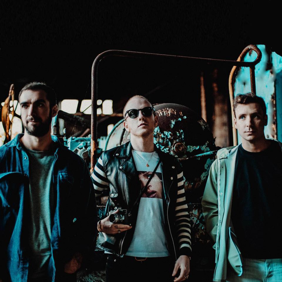 TwoDoorCinemaClub.italia_www.infinite-jest.it